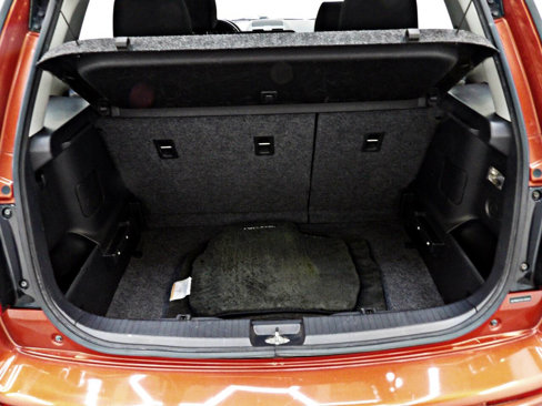 Used 2013 Suzuki SX4 AWD Hatchback image 13