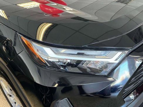 Used 2024 Toyota RAV4 LE image 7