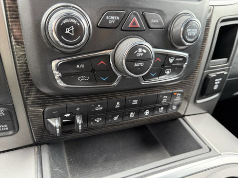 Used 2015 RAM 1500 Limited image 20