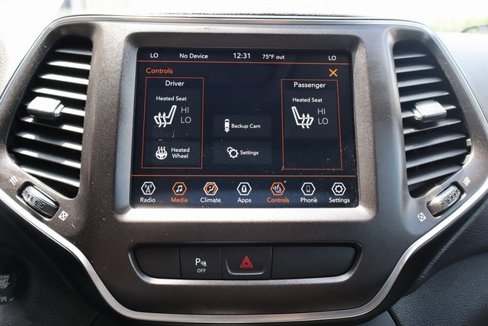 Used 2020 Jeep Cherokee Trailhawk w/ Cold Weather Group image 22