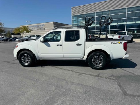 Used 2020 Nissan Frontier PRO-4X w/ Pro-4x Utility Package image 3