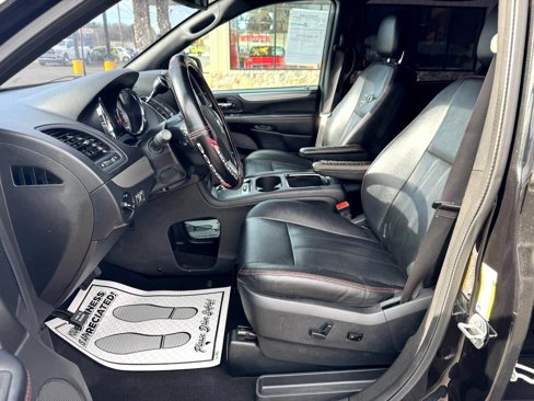 Used 2019 Dodge Grand Caravan GT image 14