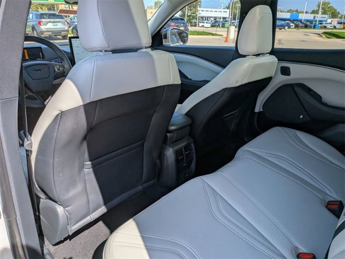 Used 2022 Ford Mustang Mach-E Premium image 28