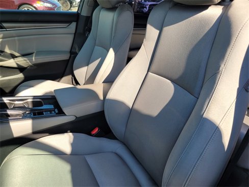 Used 2020 Honda Accord LX image 13