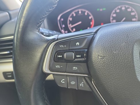 Used 2018 Honda Accord EX-L image 27