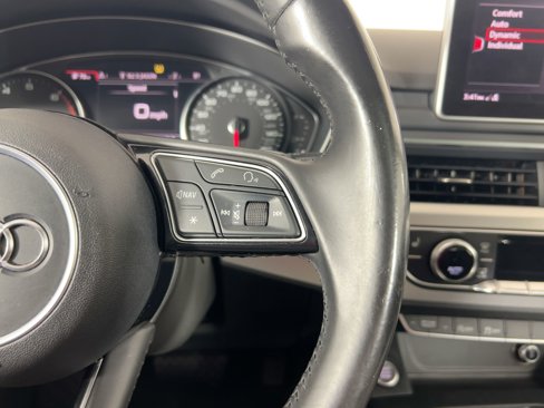 Used 2017 Audi A4 2.0T Premium image 16