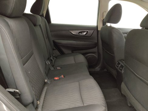 Used 2019 Nissan Rogue SV image 19