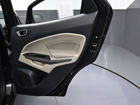 Used 2019 Ford EcoSport SE image 37