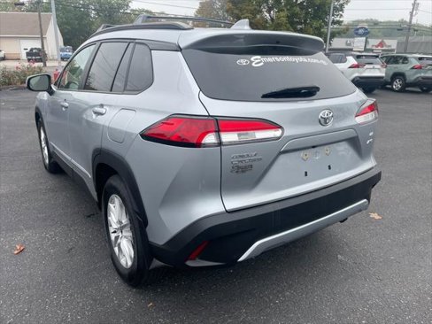 Certified 2024 Toyota Corolla Cross LE image 3