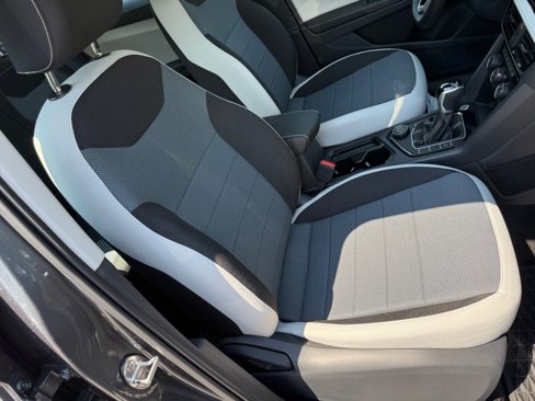 New 2025 Volkswagen Taos S image 28