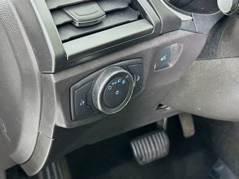 Used 2016 Ford Fusion SE image 14