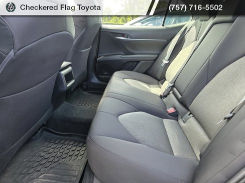 Used 2021 Toyota Camry LE image 19