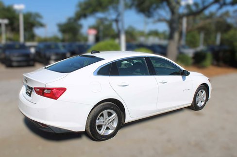 Used 2024 Chevrolet Malibu LS w/ Driver Confidence Package image 6