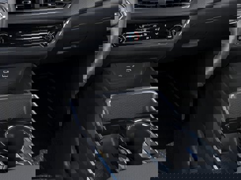 New 2025 Chevrolet Equinox LT w/ Safety and Technology Package image 40