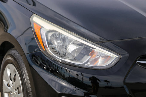 Used 2017 Hyundai Accent SE image 4