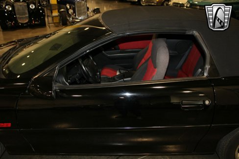 Used 1994 Chevrolet Camaro Z28 image 9
