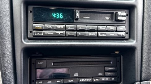 Used 1998 Ford Mustang Coupe image 31