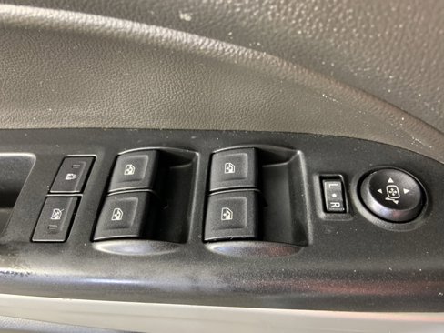 Used 2016 Chevrolet Colorado LT w/ Midnight Edition image 27