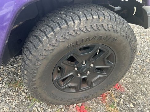 Used 2016 Jeep Wrangler Unlimited Sahara image 12