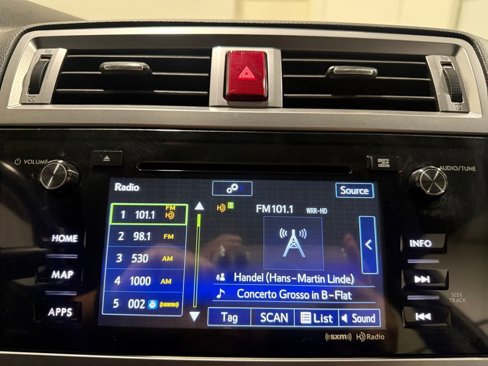 Used 2016 Subaru Outback 2.5i Limited image 24