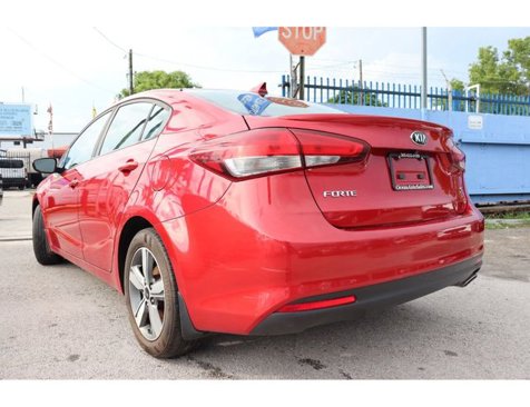 Used 2018 Kia Forte S image 7