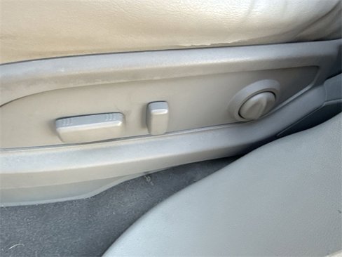 Used 2017 Buick Enclave Premium image 19