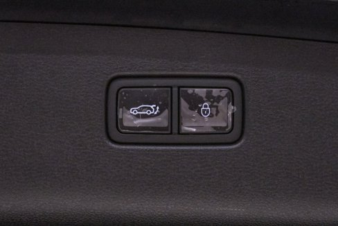 Certified 2025 Genesis GV70 2.5T image 25