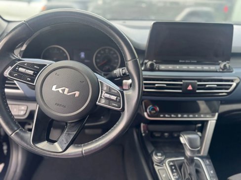Used 2022 Kia Seltos S image 14