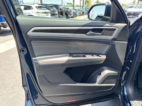 Used 2021 Volkswagen Atlas SE w/ Panoramic Sunroof Package image 13