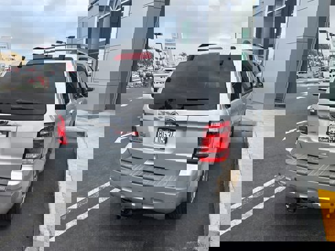 Used 2010 Ford Escape Limited image 16