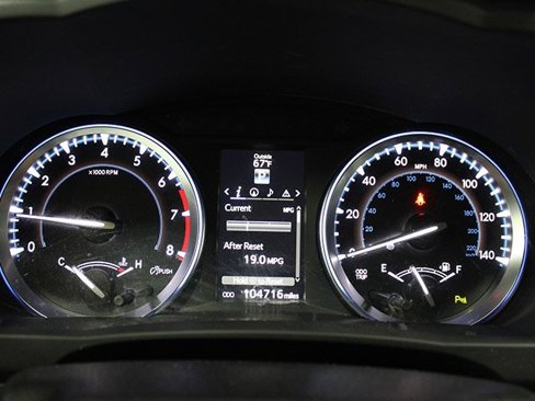 Used 2016 Toyota Highlander Limited image 12