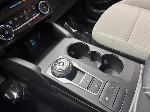Certified 2022 Ford Escape SE w/ Cold Weather Package image 19