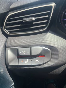 Used 2019 Hyundai Veloster 2.0 Premium image 17