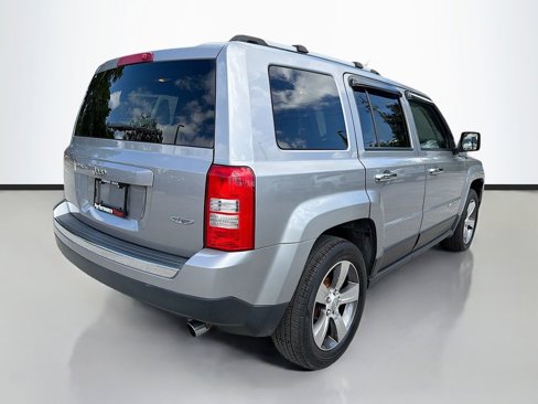 Used 2016 Jeep Patriot High Altitude image 8