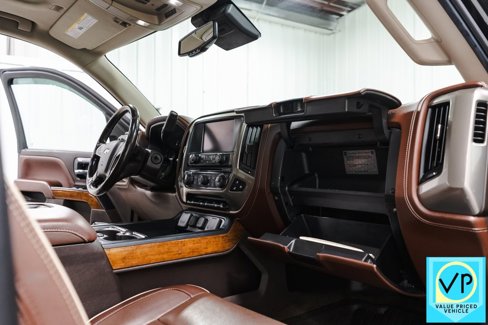 Used 2018 Chevrolet Silverado 1500 High Country image 40