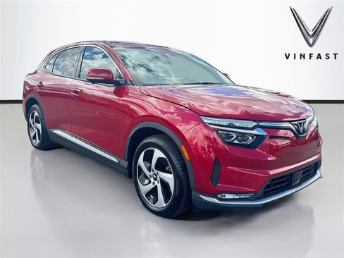 New 2025 VinFast VF 8 Eco image 1