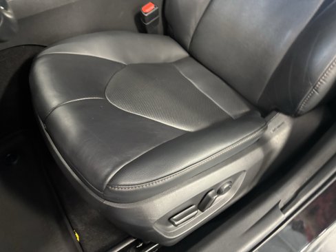 Certified 2020 Toyota Camry XLE image 5