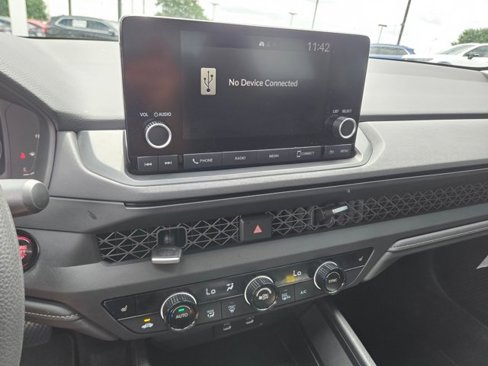 Certified 2024 Honda Accord EX image 20