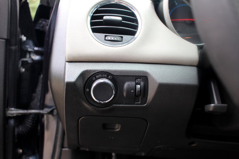 Used 2015 Chevrolet Cruze LS image 17