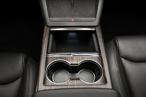 Used 2022 Tesla Model S image 28