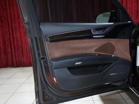 Used 2013 Audi A8 L 3.0T w/ Comfort Pkg image 11