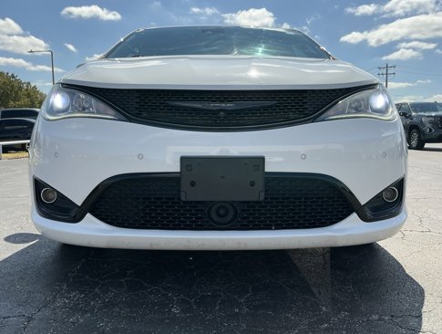 Used 2019 Chrysler Pacifica Touring-L Plus w/ Advanced Safetytec Group image 11