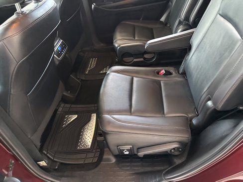 Used 2019 Toyota Highlander XLE image 24
