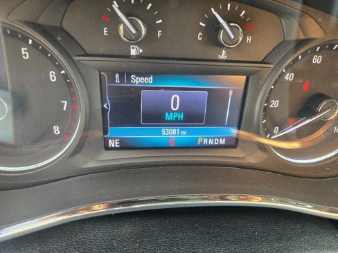 Used 2021 Buick Encore Preferred image 11