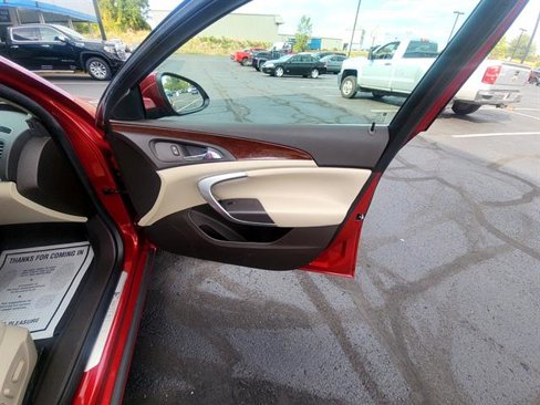 Used 2015 Buick Regal Premium w/ Experience Buick Package image 13