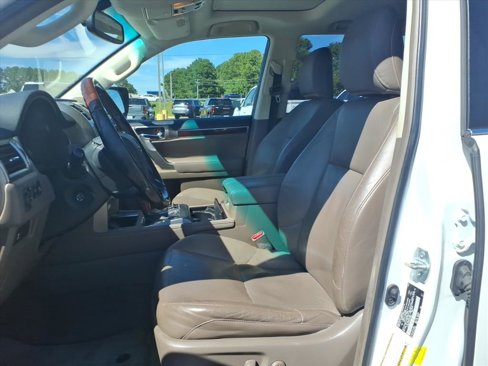 Used 2017 Lexus GX 460 Premium image 17