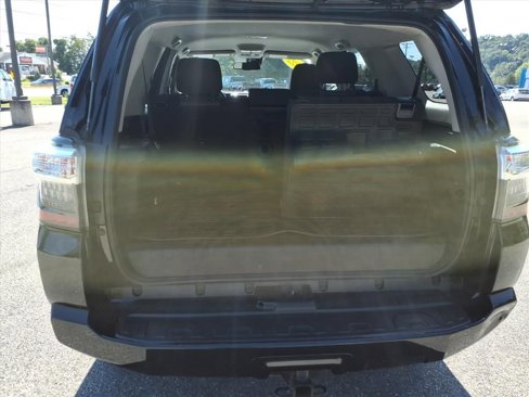 Used 2022 Toyota 4Runner SR5 image 13