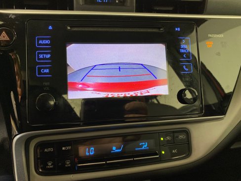 Used 2017 Toyota Corolla L image 20