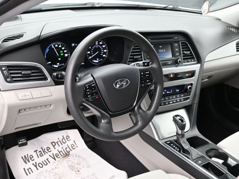 Used 2016 Hyundai Sonata SE image 15