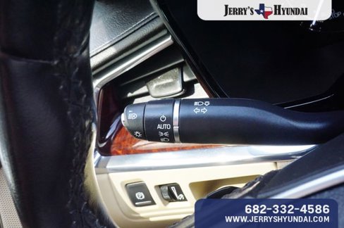 Used 2018 Cadillac XT5 Premium Luxury image 16